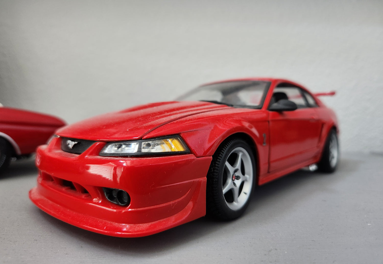 Diecast: 1/18 Scale